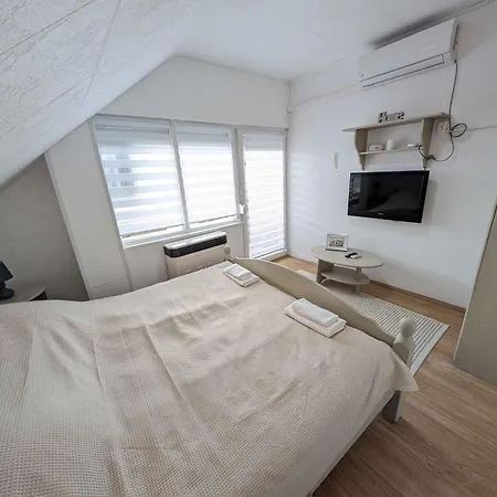 Dom wakacyjny In 54058 *