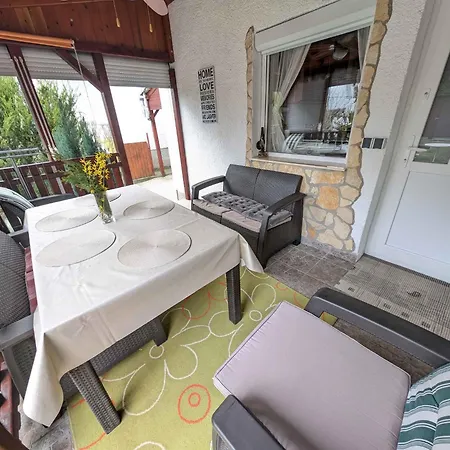 Dom wakacyjny In 54058 Balatonfenyves