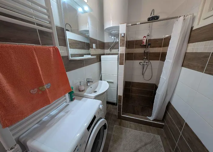 In 54058 * בלטונפנבש