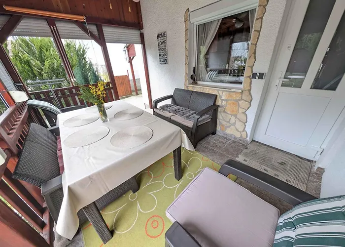 בית נופש In 54058 בלטונפנבש